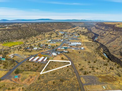 0 SW Business Circle Rd unit 77, Terrebonne, OR 97760 - photo 2