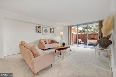 Van Ness East unit 631, Washington, DC 20008 - photo 3