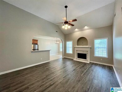 1044 Kerry Dr, Calera, AL 35040 - photo 3