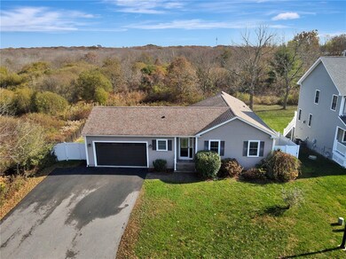 10 Deer Run Rd, Bristol, RI 02809 - photo 2