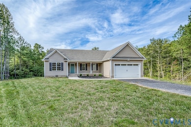 1900 Moody Fox Ln, Carson, VA 23830 - photo 3