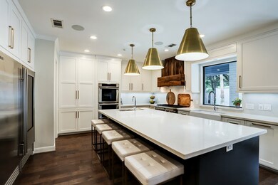 11903 Musket Ln, Houston, TX 77024 - photo 7