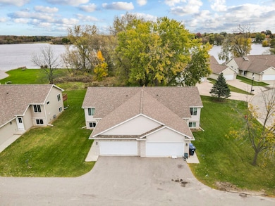 930 Waters Edge Ct, Marshall, WI 53559 - photo 6