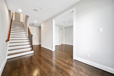 225 E 27th St, Houston, TX 77008 - photo 4