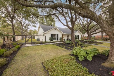 5014 Treebark Ln, Houston, TX 77018 - photo 2