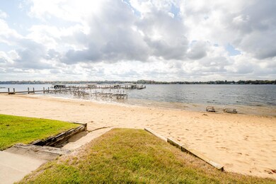 Paw Paw Lake-104