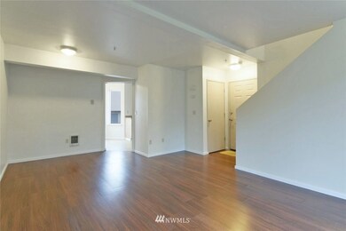 10 E Casino Rd unit B8, Everett, WA 98208 - photo 2