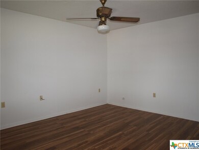 709 Joe Morse Dr, Copperas Cove, TX 76522 - photo 3
