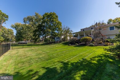 337 Central Dr, Lansdale, PA 19446 - photo 2