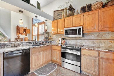 4742 Brockway St, Shawnee, KS 66226 - photo 6