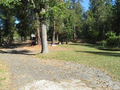 174 Fish Hatchery Rd, Grants Pass, OR 97527 - photo 6