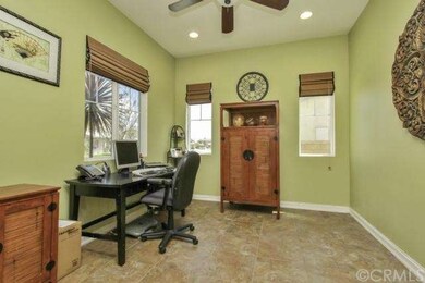 OFFICE/DEN