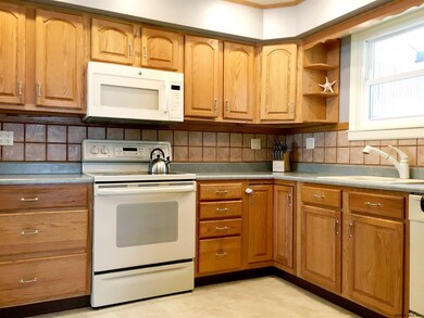 21 Brookman Ave, Delmar, NY 12054 - photo 6