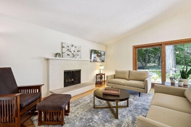 4200 Winchester Ct, Minnetonka, MN 55345 - photo 7