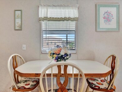 128 Saint Martins Way, Apollo Beach, FL 33572 - photo 6