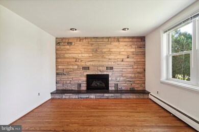 137 Walker Ave, Elkins Park, PA 19027 - photo 6