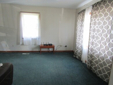 24 Granview Dr, Barre, VT 05641 - photo 5