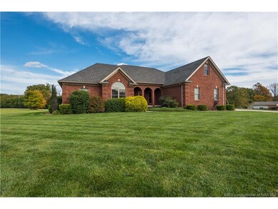 9303 Clyde Ct, Floyds Knobs, IN 47119 - photo 2