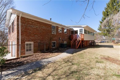 11 Campbell Cir, Asheville, NC 28803 - photo 5