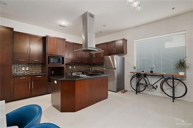 1304 E Pineridge Ave unit B, McAllen, TX 78503 - photo 3