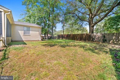 9033 Dumhart Rd, Laurel, MD 20723 - photo 6