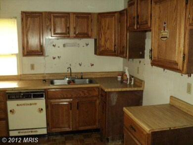 749 Frontier Dr, Bunker Hill, WV 25413 - photo 7