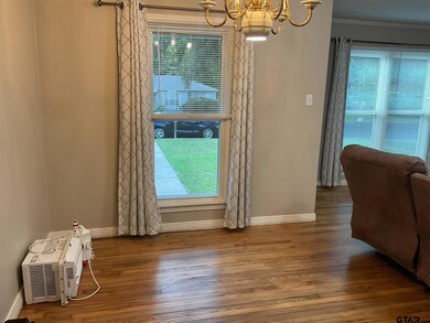 514 514 Layton, Kilgore, TX 75662 - photo 2