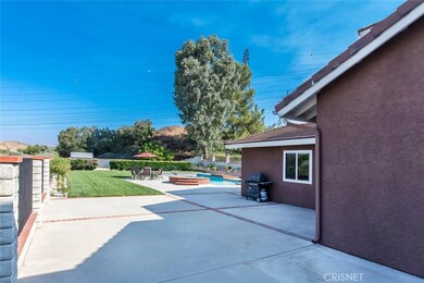 28407 Fig Ct, Santa Clarita, CA 91390 - photo 7