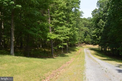 26 Twin Lakes Dr, Berkeley Springs, WV 25411 - photo 7