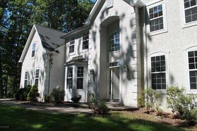 2497 Horseshoe Dr, East Stroudsburg, PA 18301 - photo 3