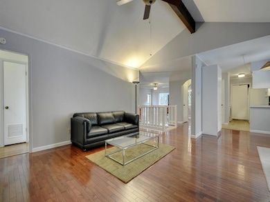 6210 Shadow Valley Dr unit A, Austin, TX 78731 - photo 2