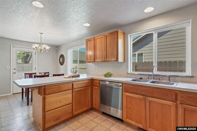 5403 Mirage St N, Keizer, OR 97303 - photo 4