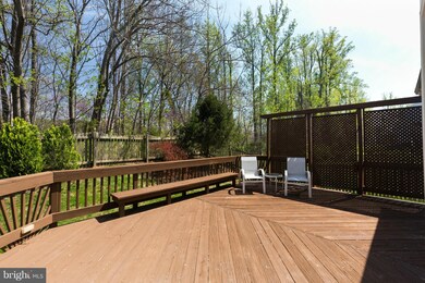 1841 Strickland Ct, Woodbridge, VA 22191 - photo 6