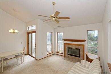 122 Hampton Place Blvd, Troy, NY 12180 - photo 7