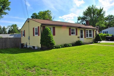 36 Jeanine St, Manchester, NH 03103 - photo 2