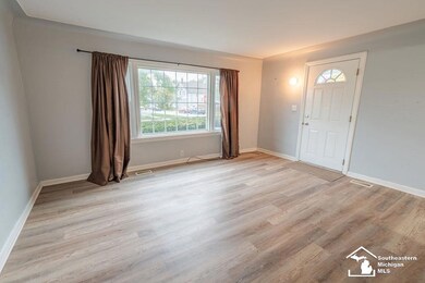 57 Navarre St, Monroe, MI 48161 - photo 3