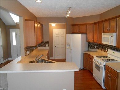 615 Rundle St, Lagrange, OH 44050 - photo 7