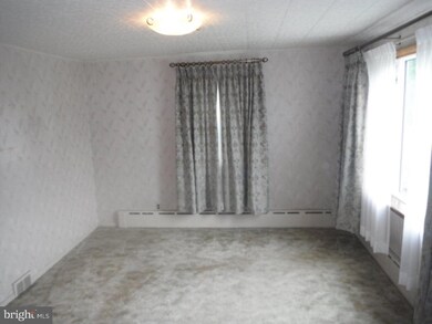 506 Beechwood Ave, Mar Lin, PA 17951 - photo 3