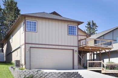 3626 SW Reindeer Ave, Redmond, OR 97756 - photo 2