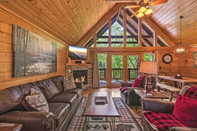 721 Poplar Falls-107
