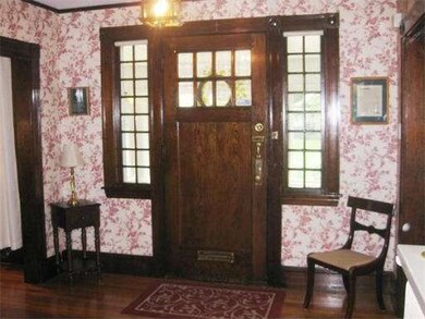 5 Peabody Rd, Stoneham, MA 02180 - photo 3