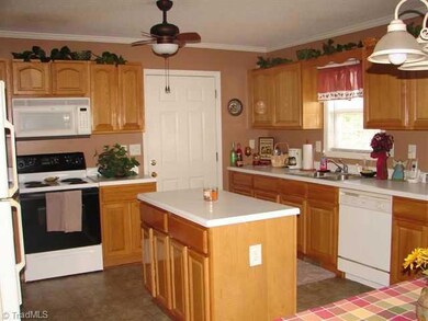 Kitchen. with Island