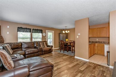 4526 Connaught West Dr, Plainfield, IN 46168 - photo 3