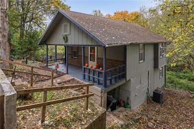 11534 Gill St, Sugar Creek, MO 64054 - photo 2