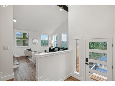 13991 Majestic Ct, Lake Oswego, OR 97035 - photo 5