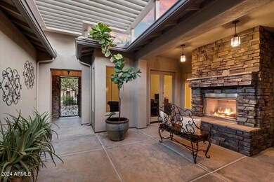 27-Courtyard
