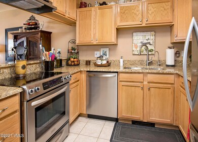 Riverwalk-Amber-318-MLS_03