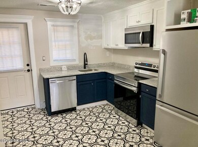 815 van Ambridge Aly, Wilmington, NC 28401 - photo 7