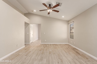 2112 E Robin Ln, Phoenix, AZ 85024 - photo 2