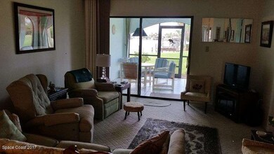 Royal Colonial 117 Living Room